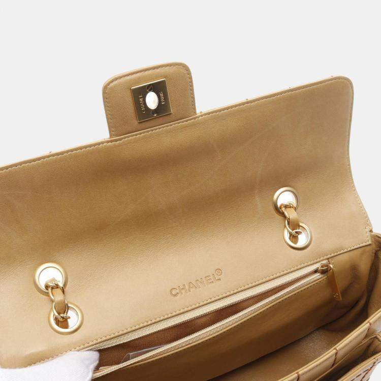 Pre Owned Chanel Chocolate Bar Wild Stitch Shoulder Bag Lambskin Sheepskin Beige