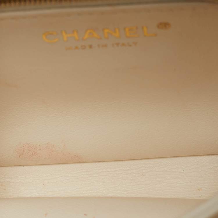 Pre Owned Chanel White Quilted Leather Mini Trendy CC Flap Bag