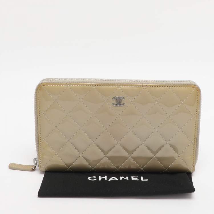 Pre Owned Chanel Olive Quilted Patent Leather CC Zip Around Organizer Wallet
