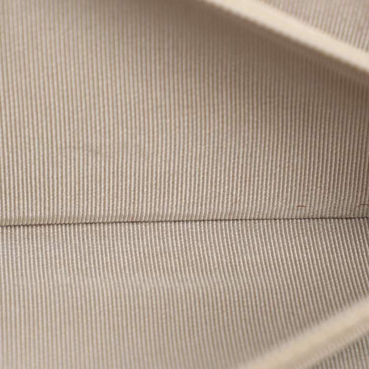 Pre Owned Chanel Olive Quilted Patent Leather CC Zip Around Organizer Wallet