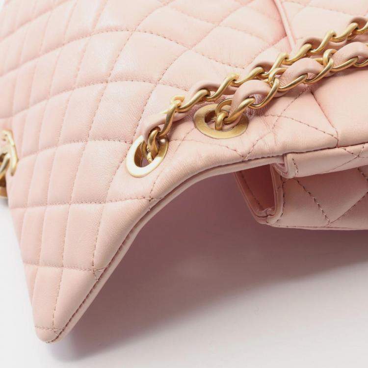 Pre Owned Chanel CC Turnlock Pink Quilted Leather Shoulder Bag