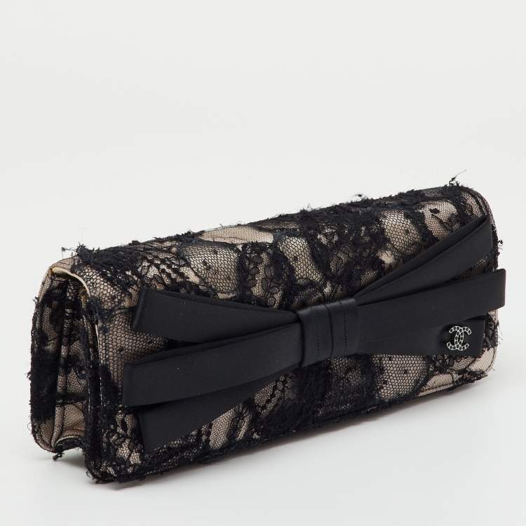 Pre Owned Chanel Black/Beige Lace and Satin CC Bow Clutch