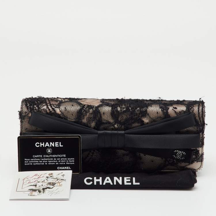 Pre Owned Chanel Black/Beige Lace and Satin CC Bow Clutch