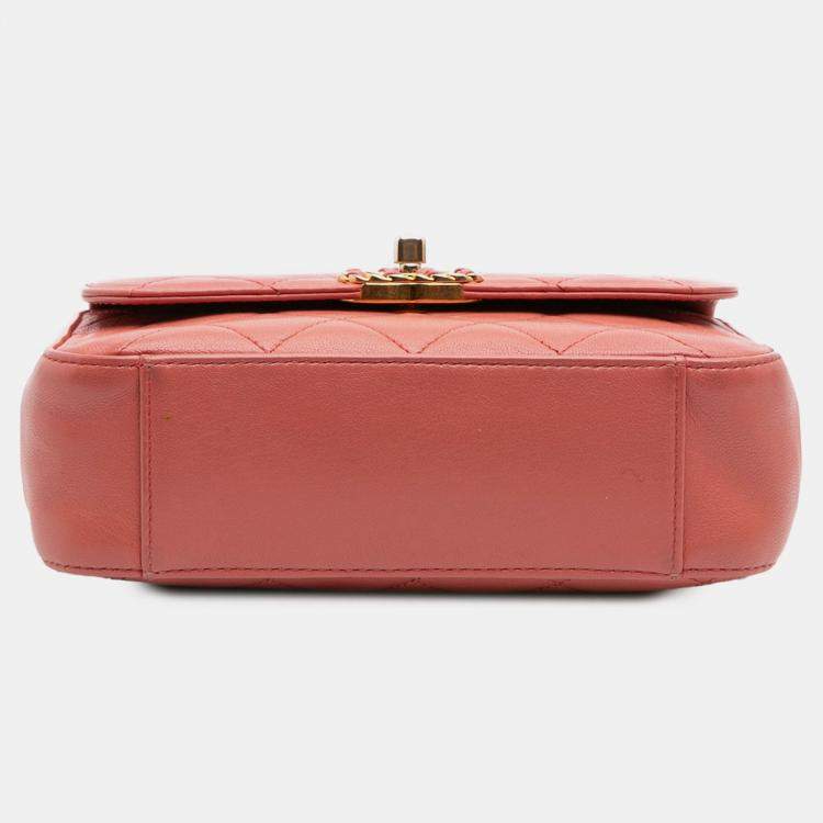 Pre Owned Quilted Chain Infinity Lambskin Leather Top Handle Bag