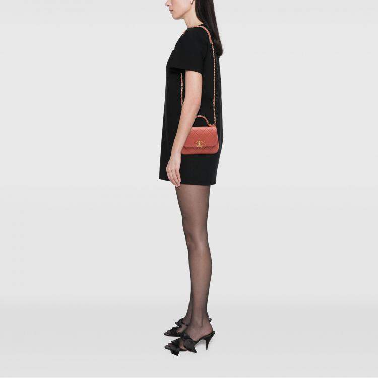 Pre Owned Quilted Chain Infinity Lambskin Leather Top Handle Bag