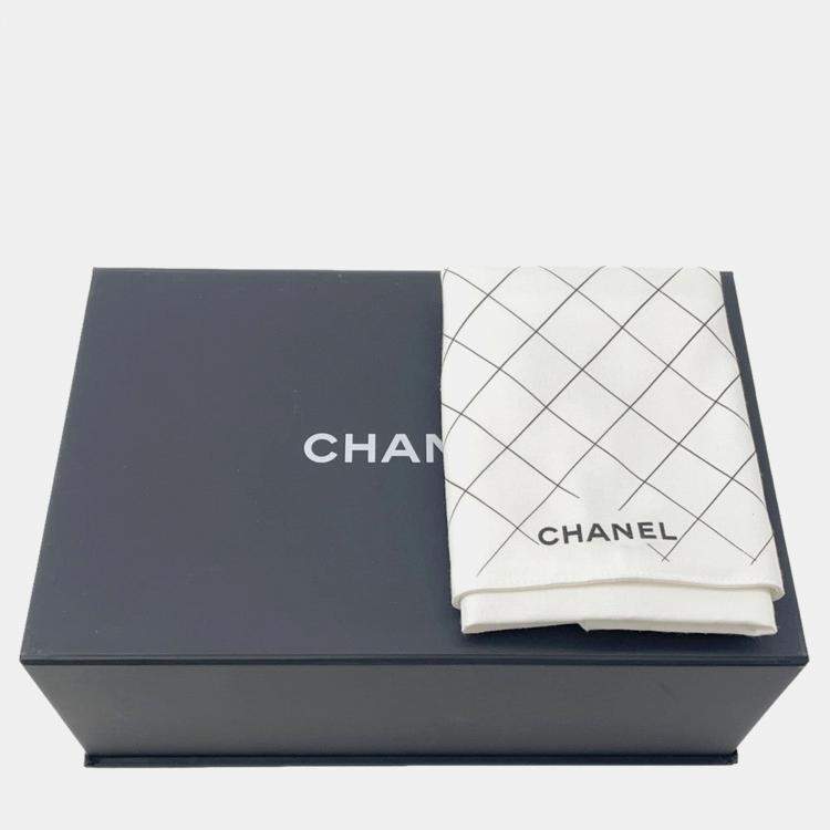 Pre Owned Chanel Matelasse Double Flap Chain shoulder Blue Caviar Leather Size 23