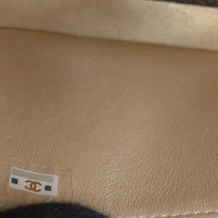 Pre Owned Chanel Matelasse Mini Chain Shoulder Bag Black Patent Leather