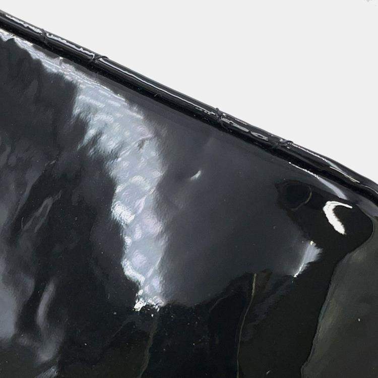 Pre Owned Chanel Matelasse Mini Chain Shoulder Bag Black Patent Leather