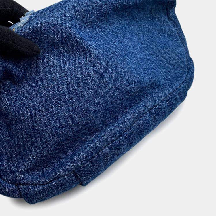 Pre Owned Chanel Cc Logo Waist Bag Blue Denim