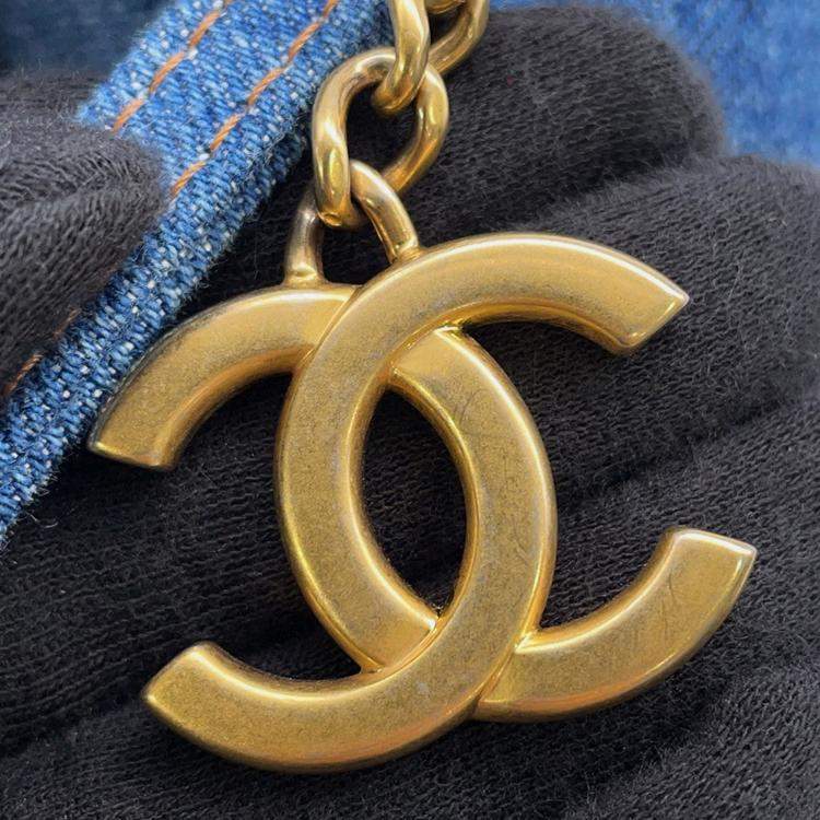 Pre Owned Chanel Cc Logo Waist Bag Blue Denim