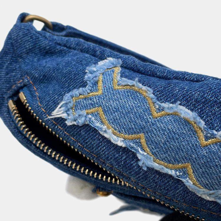 Pre Owned Chanel Cc Logo Waist Bag Blue Denim
