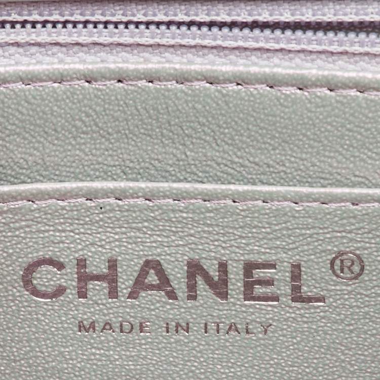 Pre Owned Chanel Silver Quilted Leather Mini Square Classic Single Flap Bag