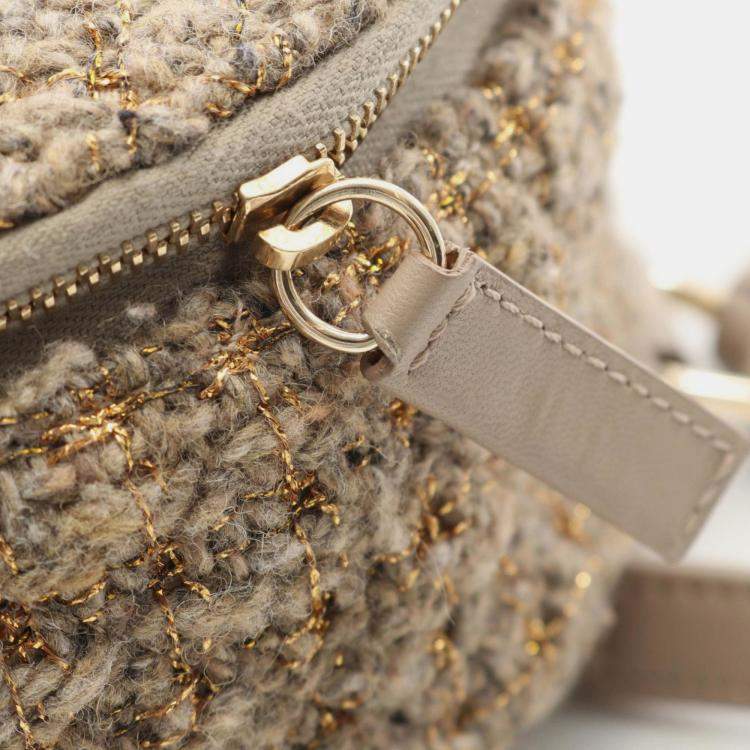 Pre Owned Chanel Matelasse Backpack Fabric Leather Beige