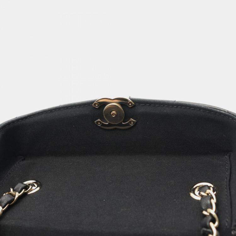 Pre Owned Chanel Matelasse Small Box Shoulder Bag In Lambskin Leather Black