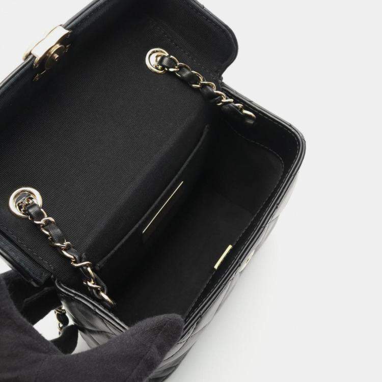 Pre Owned Chanel Matelasse Small Box Shoulder Bag In Lambskin Leather Black