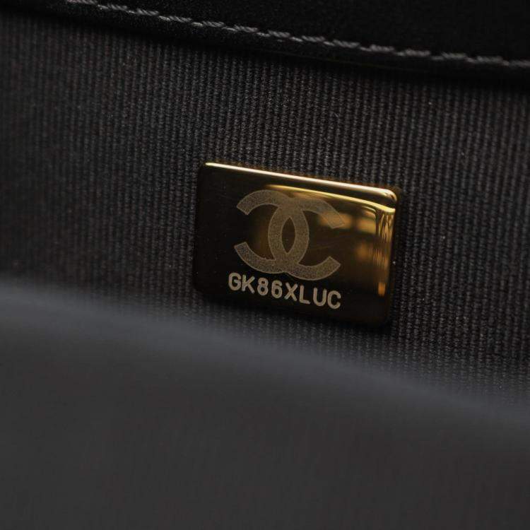 Pre Owned Chanel Matelasse Small Box Shoulder Bag In Lambskin Leather Black