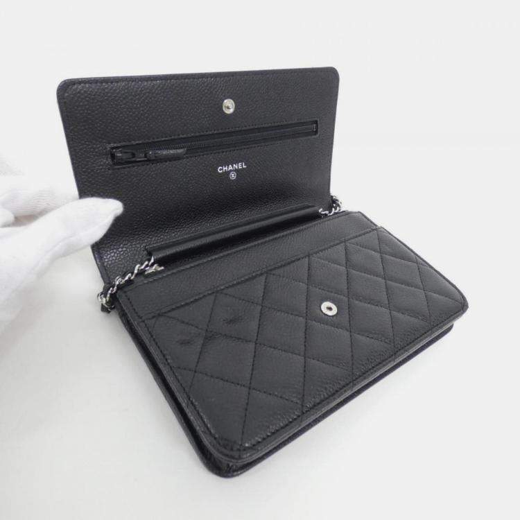 Pre Owned Chanel Timeless Classic Line Chain Wallet