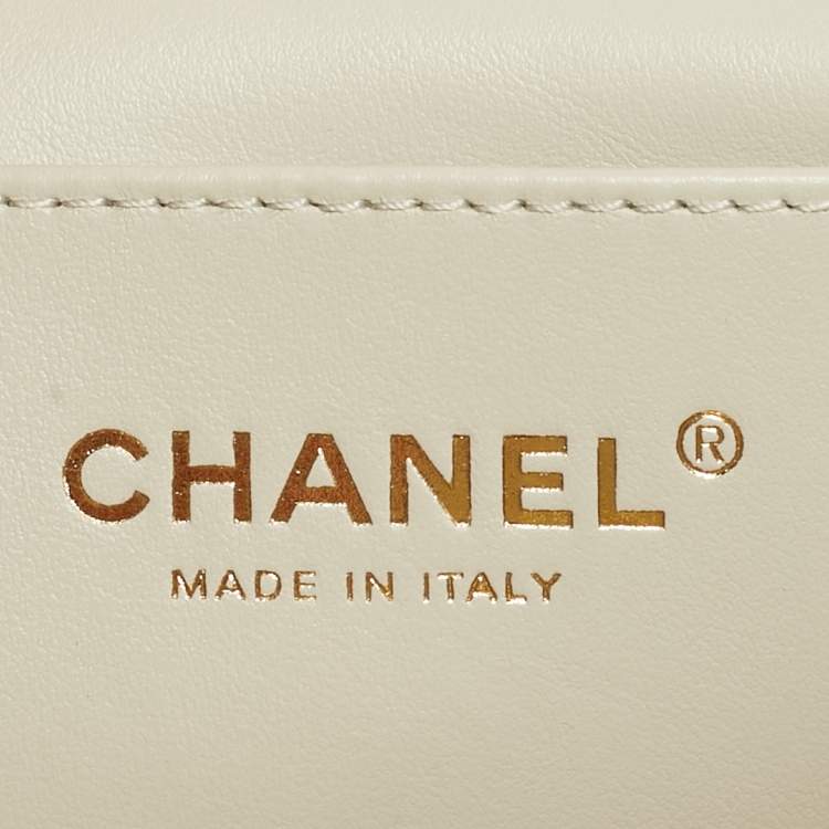 Pre Owned Chanel Green Iridescent Quilted Leather Mini Double Pearl Flap Bag