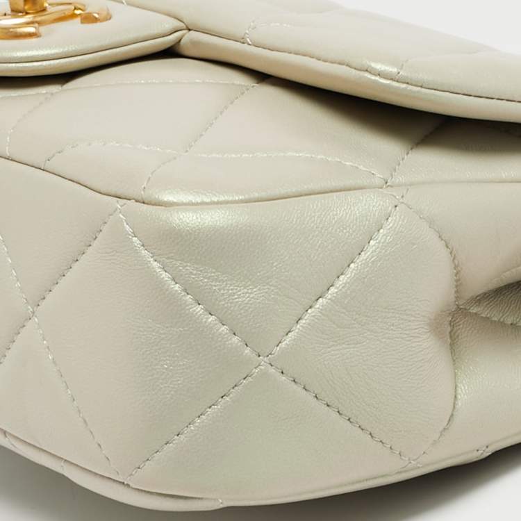 Pre Owned Chanel Green Iridescent Quilted Leather Mini Double Pearl Flap Bag