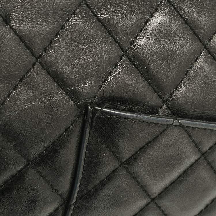 Pre Owned Chanel Black Quilted Aged Leather Classic 227 Reissue 2.55 Flap Bag