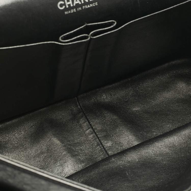 Pre Owned Chanel Black Quilted Aged Leather Classic 227 Reissue 2.55 Flap Bag