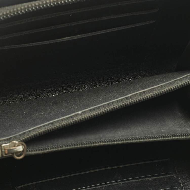 Pre Owned Chanel Black Patent Leather CC Zip Around Wallet