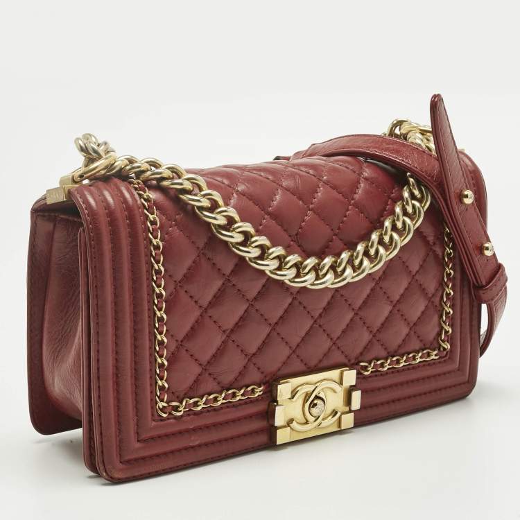 Pre Owned Chanel Red Quilted Leather Medium Chain Around Boy Flap Bag