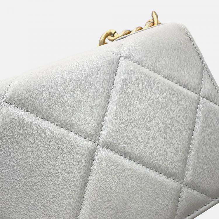 Pre Owned Chanel Chanel19 Chain Wallet Gray Lambskin