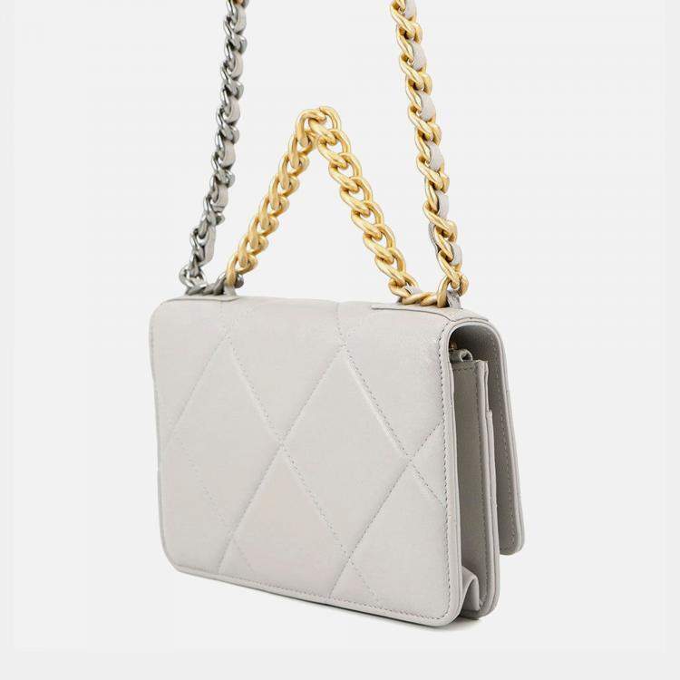 Pre Owned Chanel Chanel19 Chain Wallet Gray Lambskin