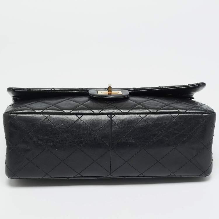 Pre Owned Chanel Black Quilted Aged Leather Classic 226 Reissue 2.55 Flap Bag