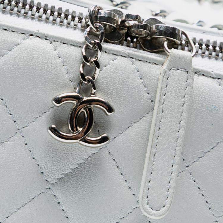 Pre Owned Chanel White Large Quilted Lambskin Top Handle Jewelry Box With Chain