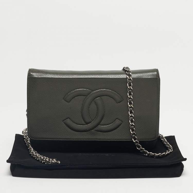 Pre Owned Chanel Grey Caviar Leather CC Wallet On Chain
