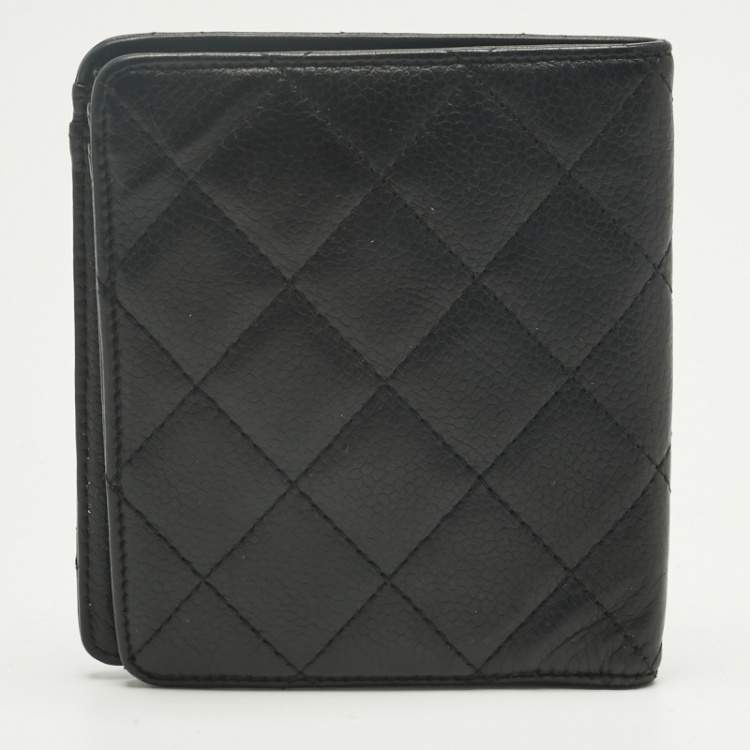 Pre Owned Chanel Black Quilted Leather CC Bifold Wallet