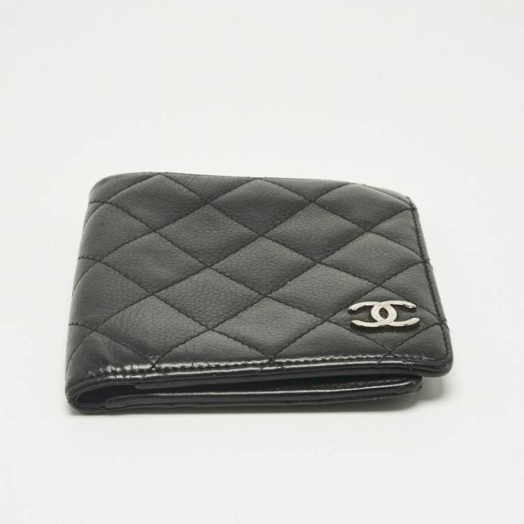 Pre Owned Chanel Black Quilted Leather CC Bifold Wallet