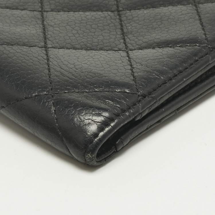 Pre Owned Chanel Black Quilted Leather CC Bifold Wallet