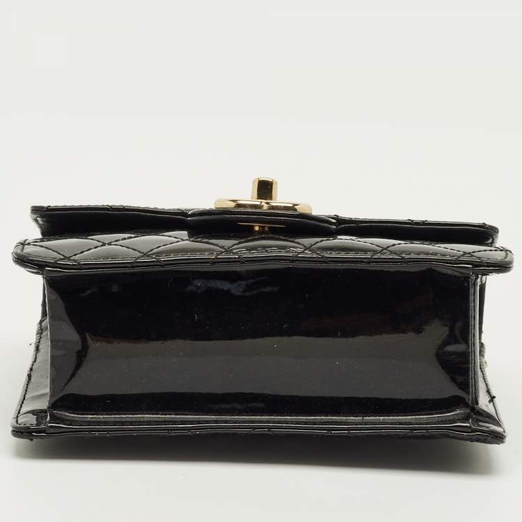 مملوكة مسبقًا حقيبة كتف شانيل ميني كلاسيك جلد براءات الاختراع مبطن أسود