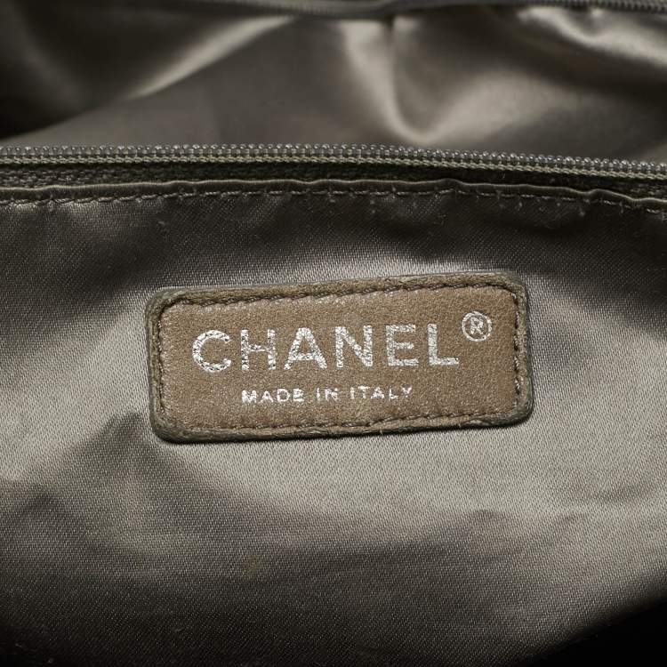 Pre Owned Chanel Black Leather and Patent Leather Large Patchwork Brooklyn Cabas Tote