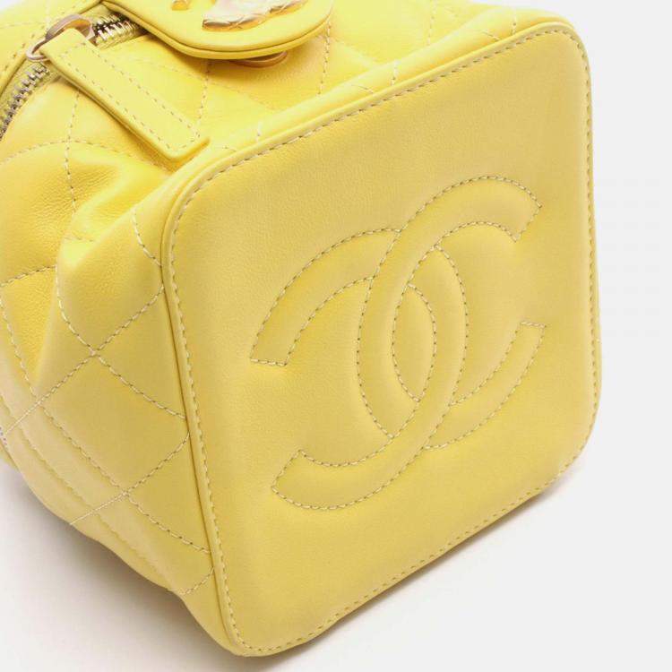 Pre Owned Chanel 267 Small CC Yellow Leather Vanity Case