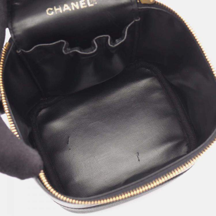 Pre Owned Chanel CC Black Leather Vanity Clutch