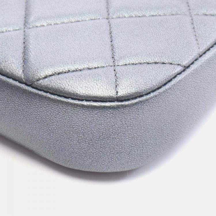 Pre Owned Chanel Grey Quilted Leather Chain Hobo Bag