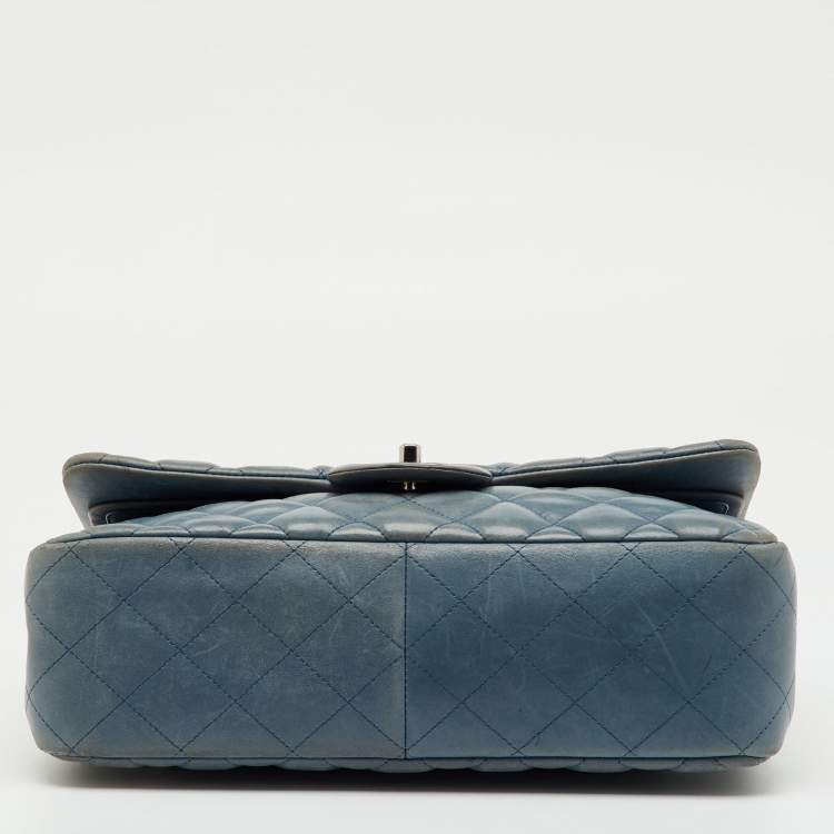 Pre Owned Chanel Blue Quilted Leather Jumbo Classic Double Flap Bag