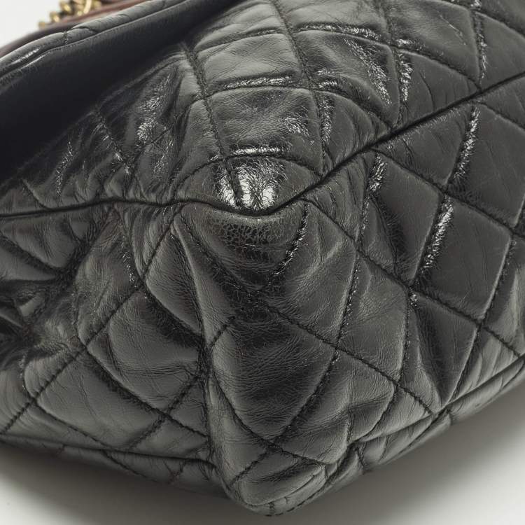 Pre Owned Chanel Black/Burgundy Quilted Glazed Leather Medium Castle Rock Top Handle Bag