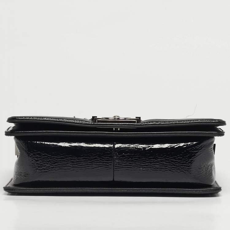 Pre Owned Chanel Black/Blue Quilted Patent Leather and Tweed Medium Boy Flap Bag