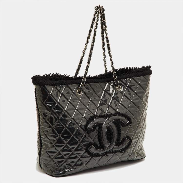 Pre Owned Chanel Black Quilted PVC and Shearling Fur CC Fanny Chain Shopper Tote