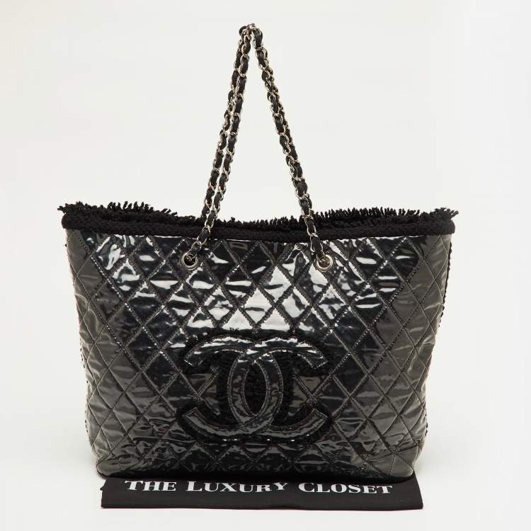 Pre Owned Chanel Black Quilted PVC and Shearling Fur CC Fanny Chain Shopper Tote