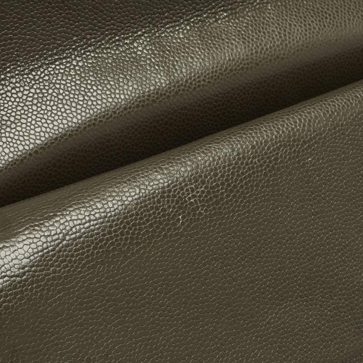 Pre Owned Chanel Classic Double Flap Maxi Green Quilted Caviar Leather Bag