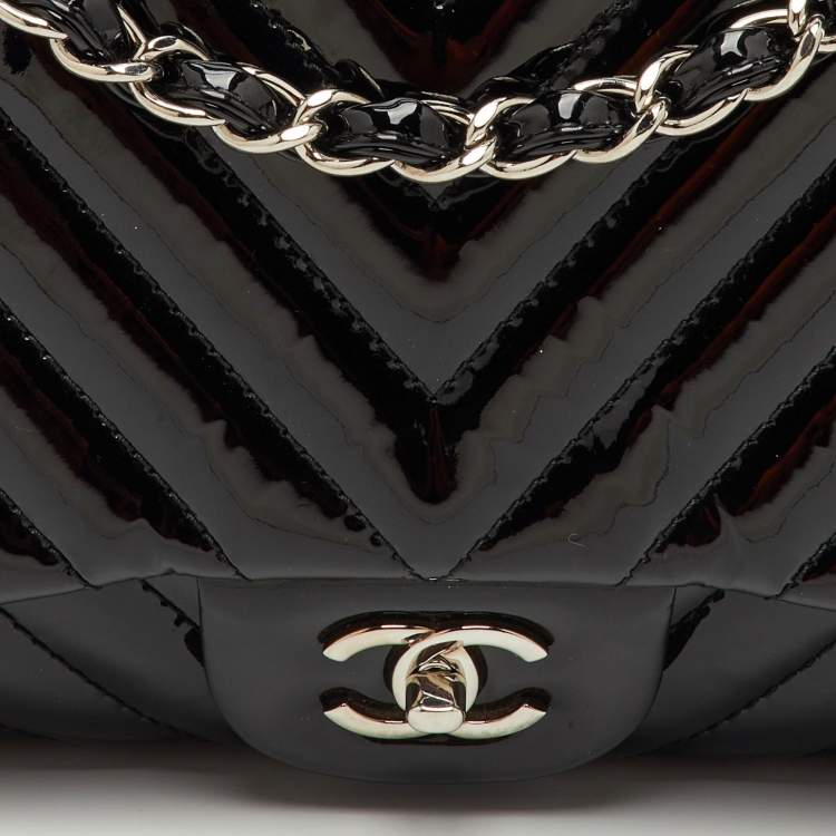 Pre Owned Chanel Black Chevron Patent Leather Maxi Classic Single Flap Bag