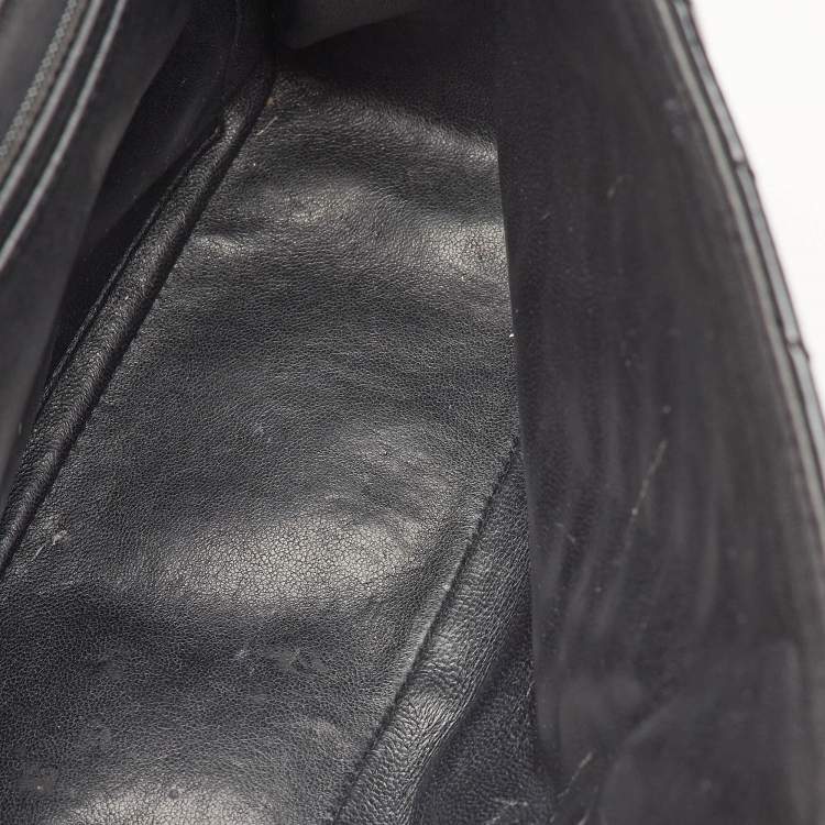 Pre Owned Chanel Black Chevron Patent Leather Maxi Classic Single Flap Bag