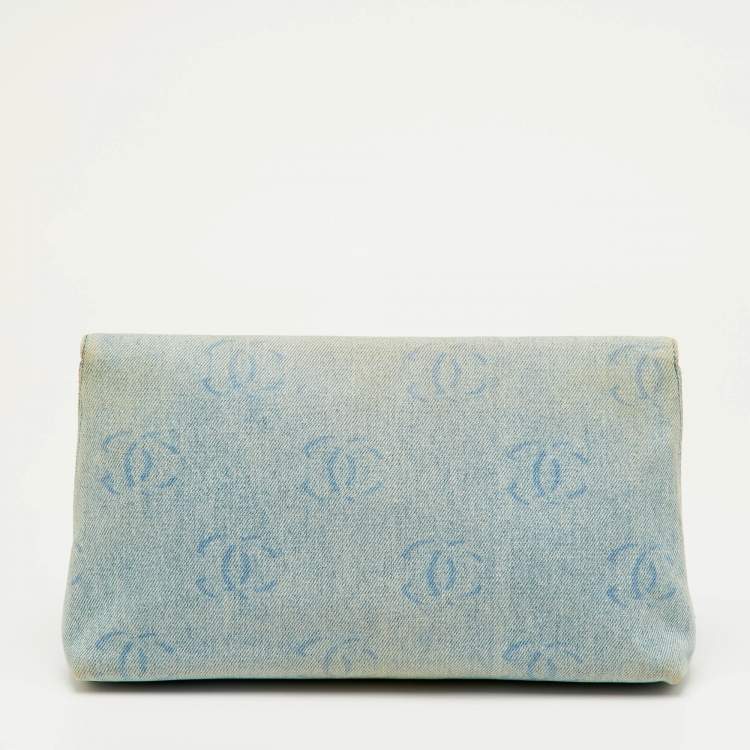 Pre Owned Chanel CC Signature Vintage Blue Denim Clutch