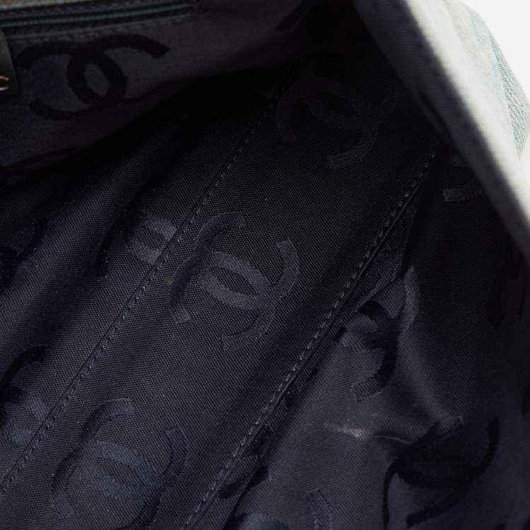 Pre Owned Chanel CC Signature Vintage Blue Denim Clutch